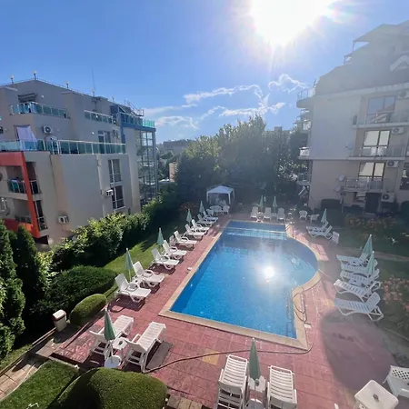 Апартаменты Starfish Romantic Free Parking Pool View Near *